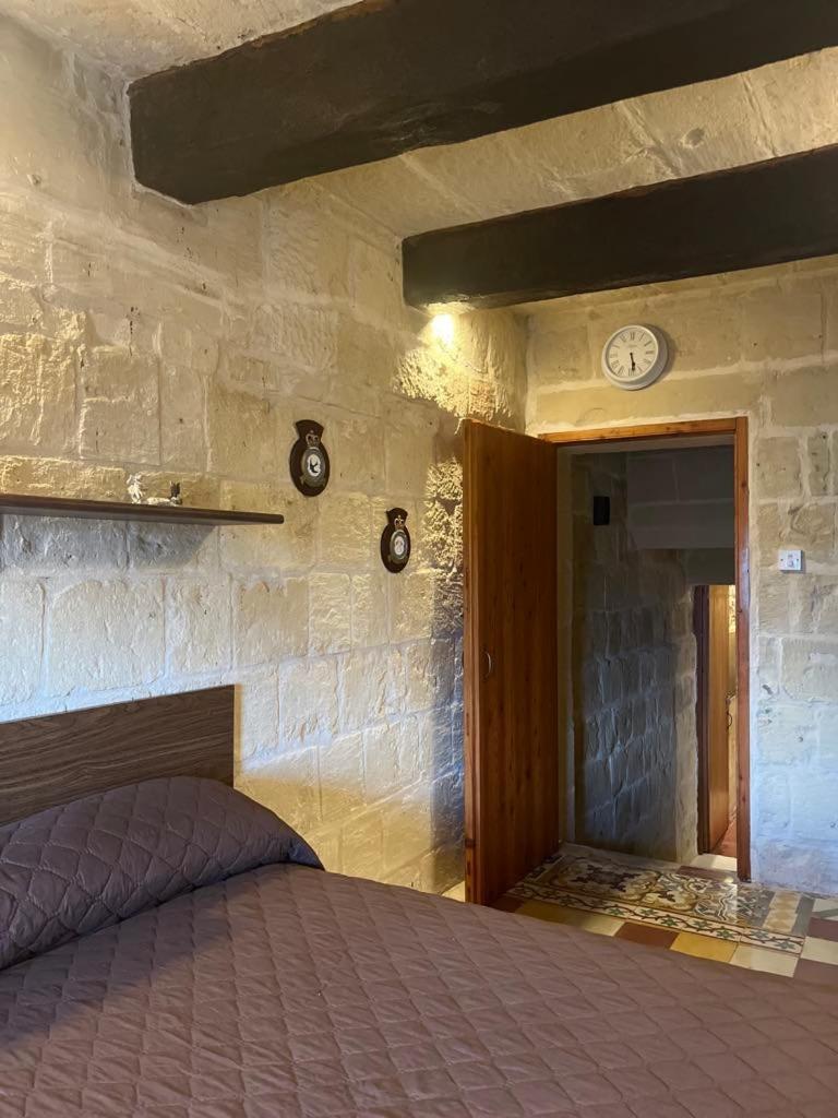 A Remarkable 500 Years Old House Of Character Senglea Ngoại thất bức ảnh